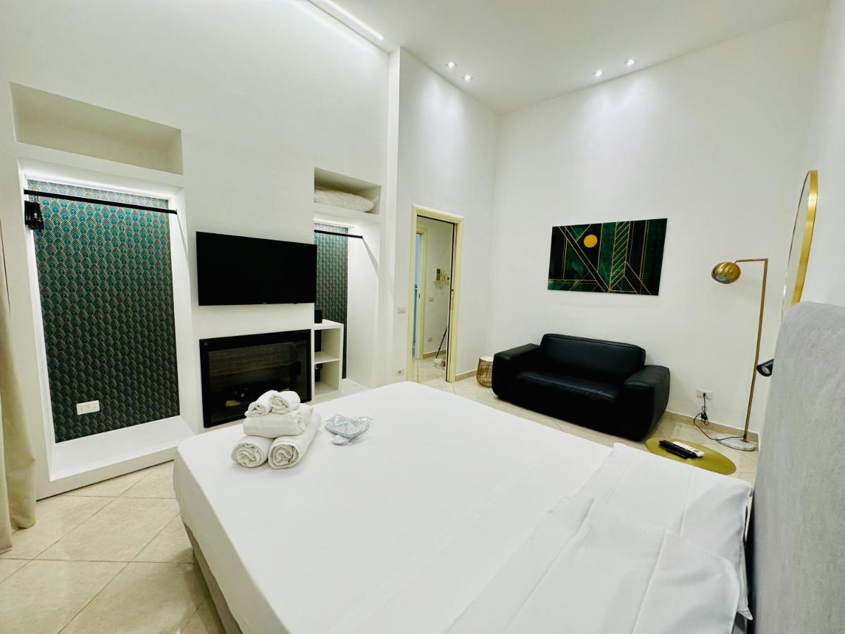 Garibaldi 118 Luxury Apartment Napoli Esterno foto